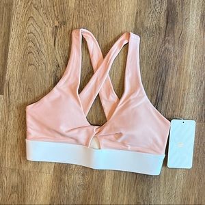 NWT Fabletics The Oasis Twist Sports Bra in Pink Tint/Egret, size S
